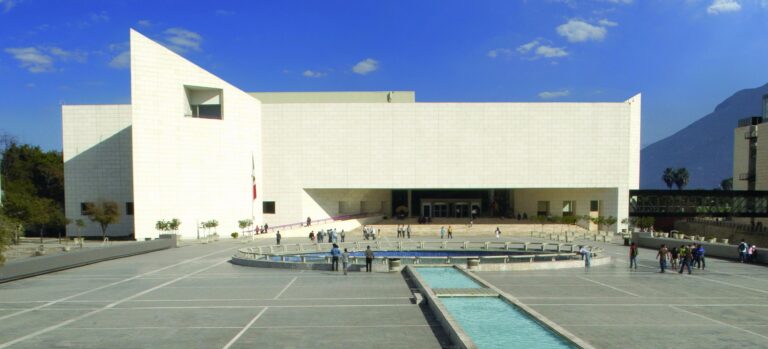 Ajustan tarifas en museos de Monterrey